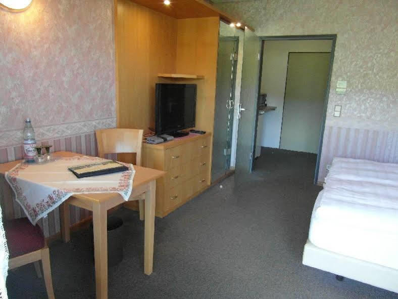 Hotel Ritschlay บอลเลนดอร์ฟ ภายนอก รูปภาพ